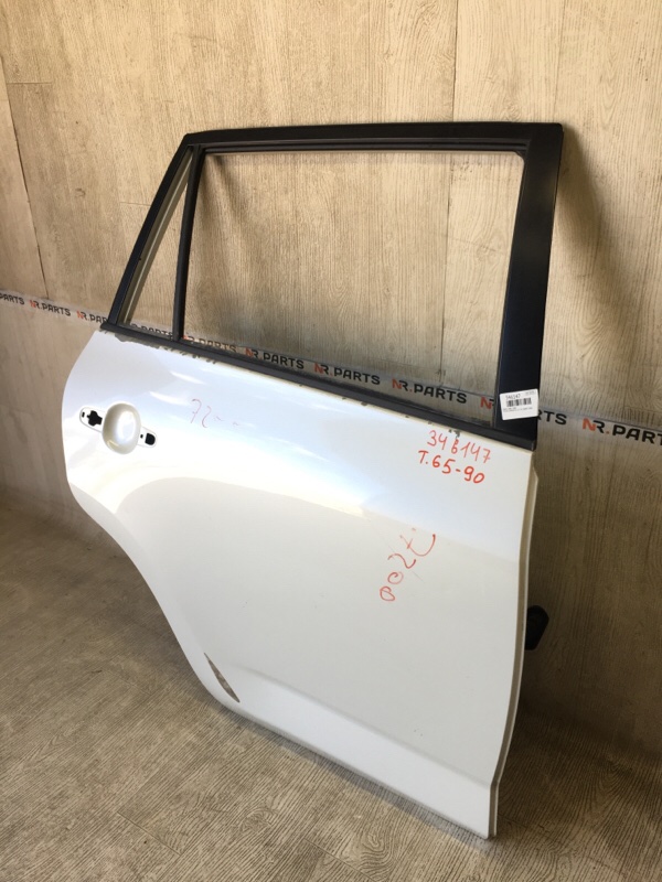 Дверь задняя правая TOYOTA RAV4 05-12 2.4 2AZFE Дверь задняя правая TOYOTA RAV4 05-12 2.4 2AZFE