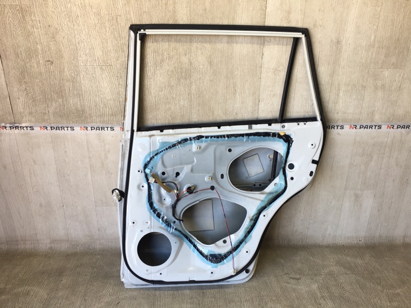 Дверь задняя правая RAV4 05-12 2006 2.4 2AZFE Дверь задняя правая RAV4 05-12 2006 2.4 2AZFE