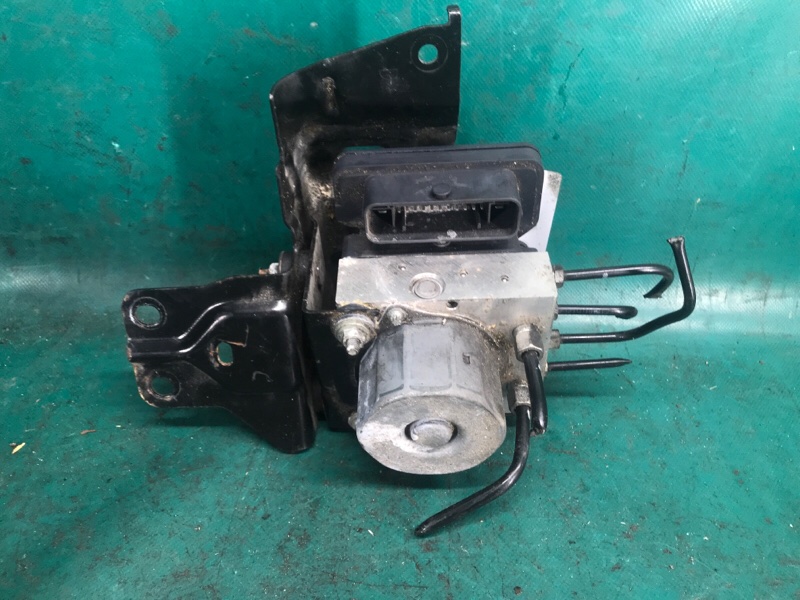 Блок ABS X-TRAIL/ROGUE T32 13-20 2016 2.5 QR25DE