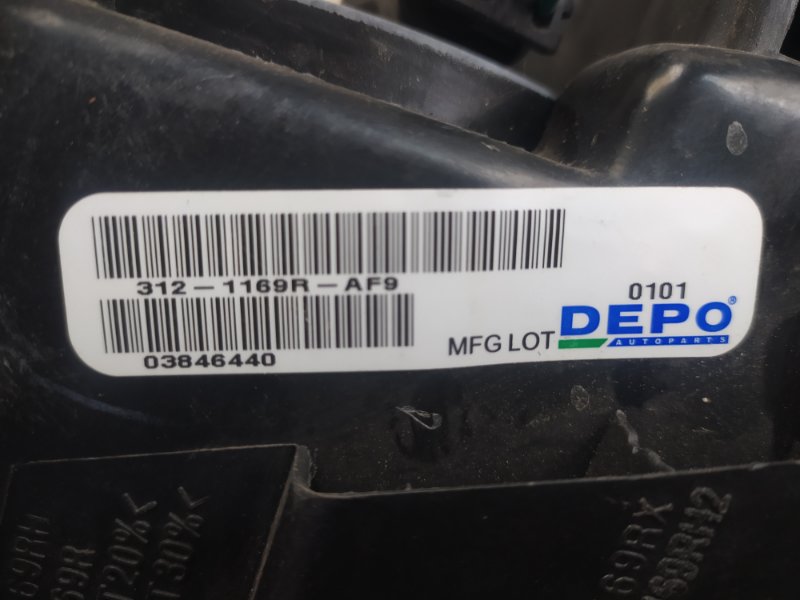 Фара передняя правая RX300/330/350/400 03-09 2009 Внедорожник 3.5