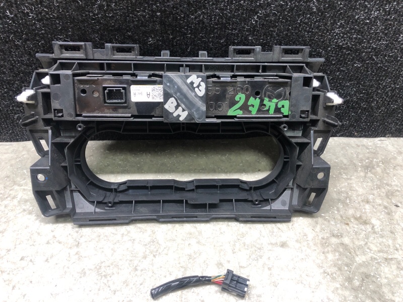 Монитор 3 BM 13-19 2017 2.0L 4