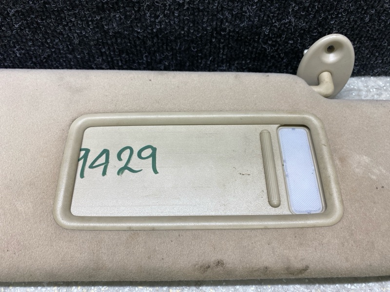 Козырек солнцезащитный правый GX470 02-09 2004 4.7 2UZFE