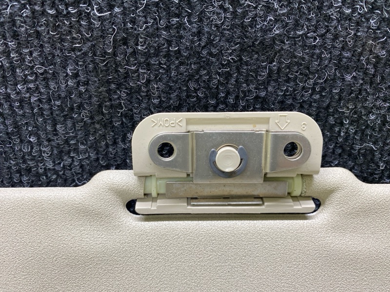 Козырек солнцезащитный правый LEXUS GX470 02-09 4.7 2UZFE