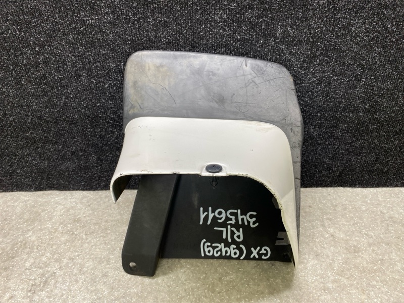 Брызговик задний левый GX470 02-09 2004 4.7 2UZFE