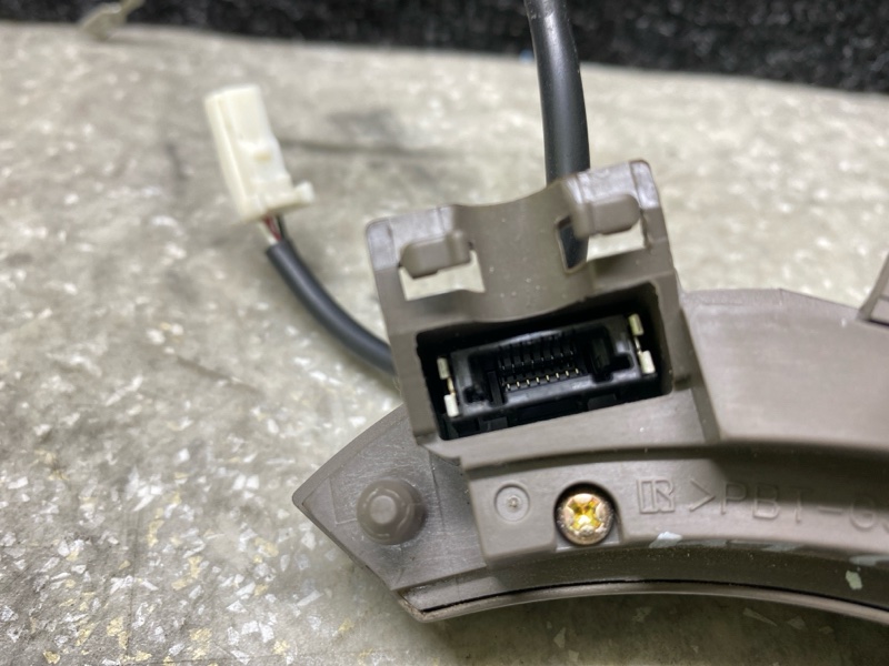 Кнопки на руль левые GX470 02-09 2004 4.7 2UZFE