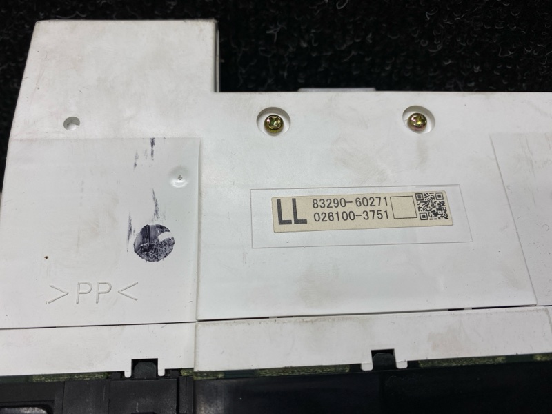 Монитор GX470 02-09 2004 4.7 2UZFE