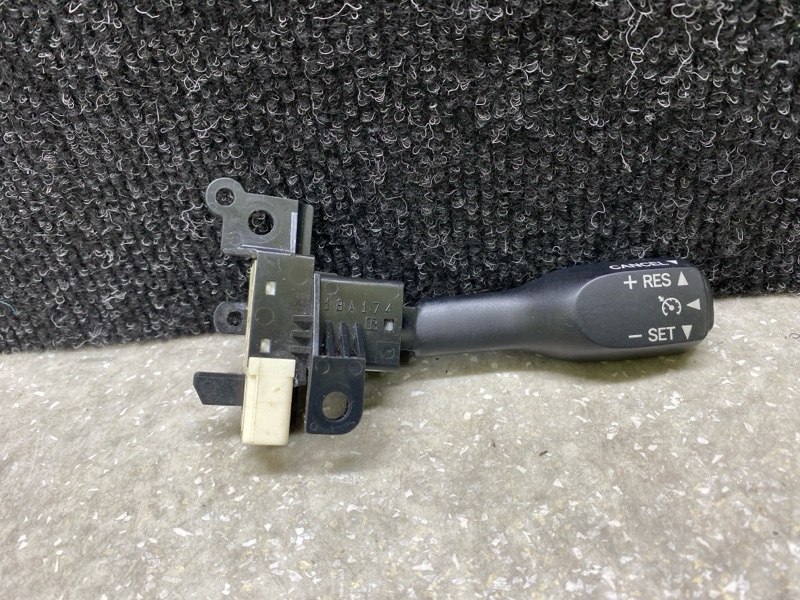 Переключатель круиз-контроля LEXUS GX470 02-09 2004 4.7 2UZFE 84632-34011 Б/У