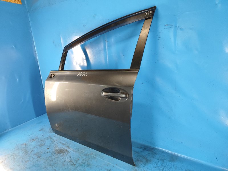 Дверь передняя левая TOYOTA PRIUS PLUS 11-14 Дверь передняя левая TOYOTA PRIUS PLUS 11-14