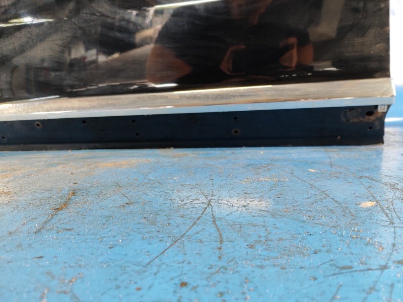 Дверь передняя левая RX350/450 09-15