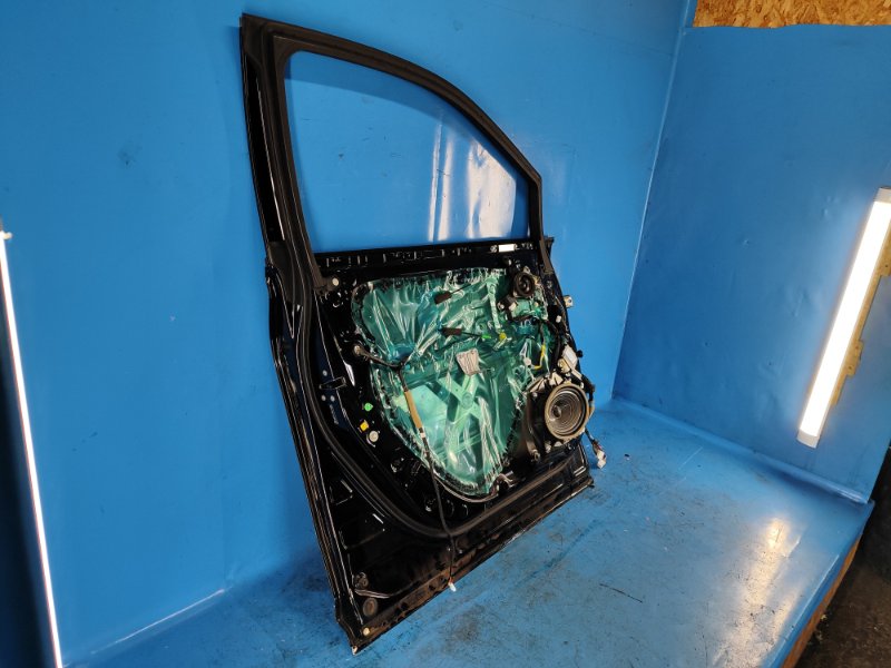 Дверь передняя левая RX350/450 09-15