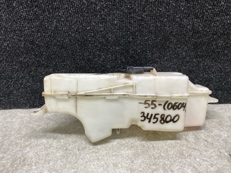 Запчасть бачок расширительный TOYOTA CAMRY 55 14-17 2016 2.5 2ARFXE 16470-0V020 Б/У Бачок расширительный TOYOTA CAMRY 55 14-17 2016 2.5 2ARFXE 16470-0V020 Б/У