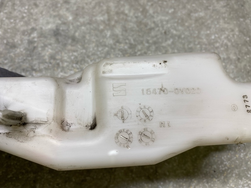 Бачок расширительный CAMRY 55 14-17 2016 2.5 2ARFXE Бачок расширительный CAMRY 55 14-17 2016 2.5 2ARFXE