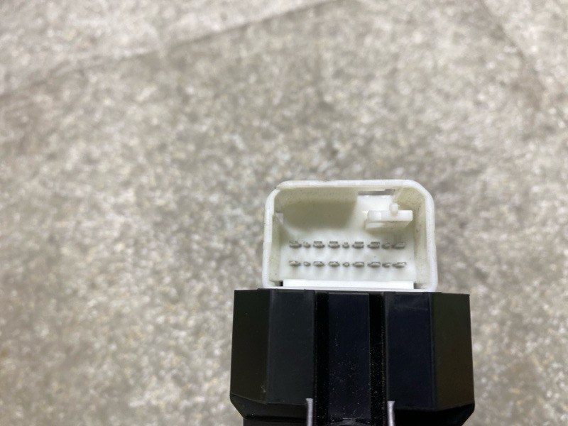 Блок управления стеклоподъемниками CAMRY 55 14-17 2016 2.5 2ARFXE