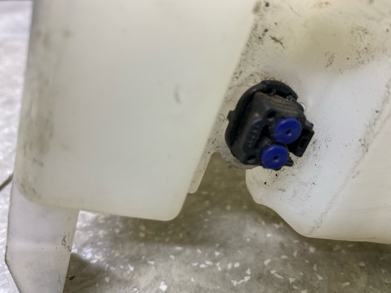 Бачок главного тормозного цилиндра CAMRY 55 14-17 2016 2.5 2ARFXE