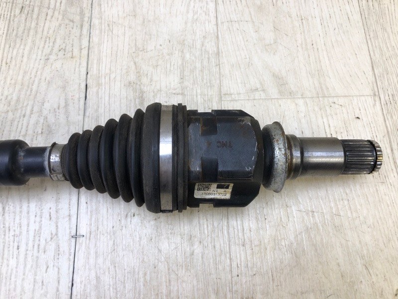 Привод передний правый PRIUS - 30 09-17 2011 XW30 1.8 2ZRFXE Привод передний правый PRIUS - 30 09-17 2011 XW30 1.8 2ZRFXE