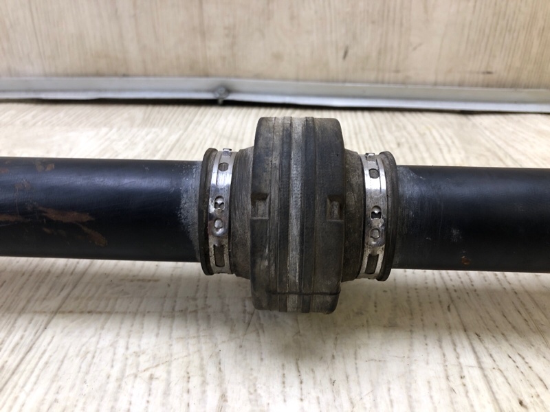 Привод передний правый PRIUS - 30 09-17 2011 XW30 1.8 2ZRFXE Привод передний правый PRIUS - 30 09-17 2011 XW30 1.8 2ZRFXE