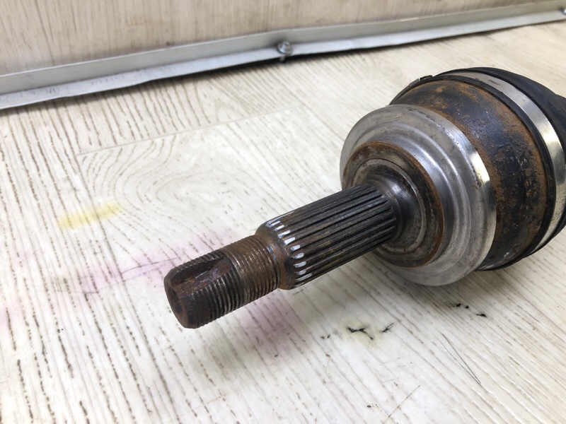 Привод передний левый TOYOTA PRIUS 16- 1.8 2ZRFXE Привод передний левый TOYOTA PRIUS 16- 1.8 2ZRFXE