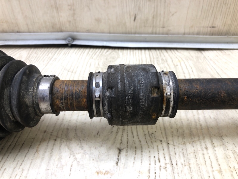 Привод передний левый PRIUS 16- 2017 1.8 2ZRFXE Привод передний левый PRIUS 16- 2017 1.8 2ZRFXE