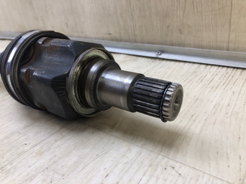 Привод передний левый PRIUS 16- 2017 1.8 2ZRFXE Привод передний левый PRIUS 16- 2017 1.8 2ZRFXE