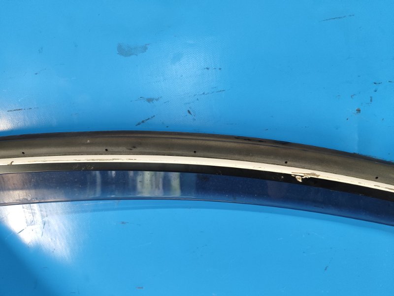 Дверь передняя левая PRIUS 16-