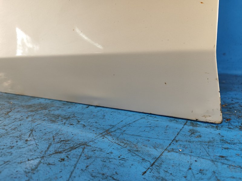 Дверь передняя левая PRIUS PLUS 11-14