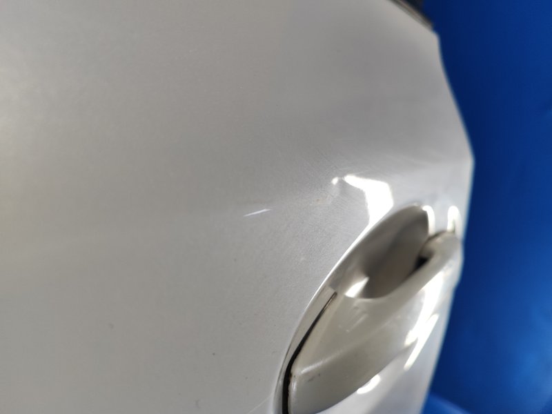 Дверь передняя левая PRIUS PLUS 11-14