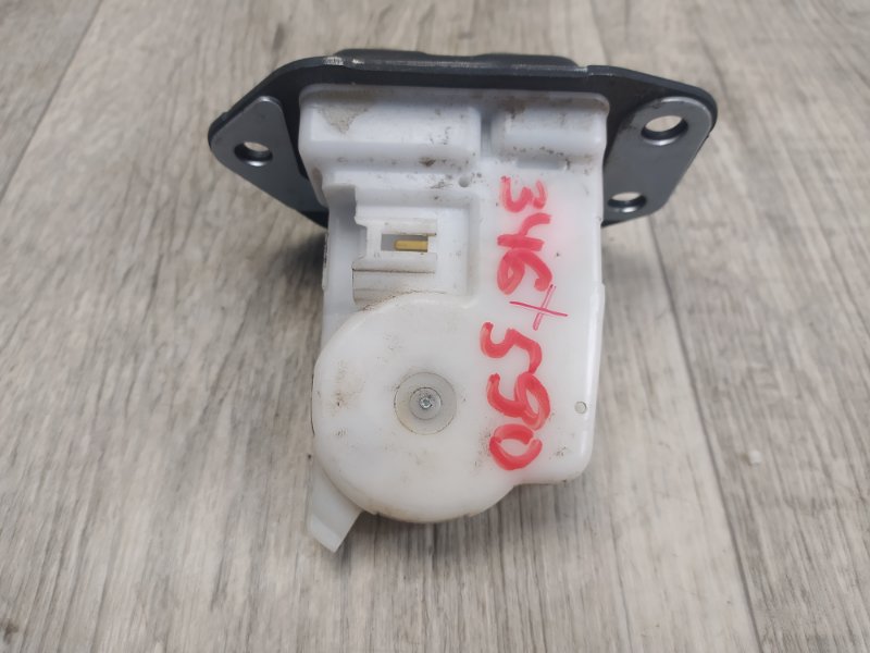 Замок крышки багажника NISSAN X-TRAIL T31 07-14 T31