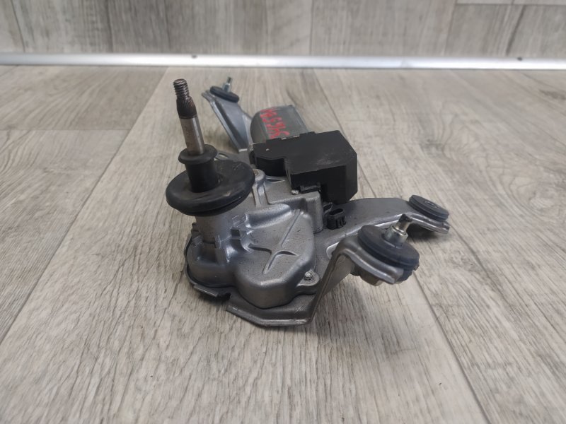 Моторчик стеклоочистителя задний RAV4 05-12