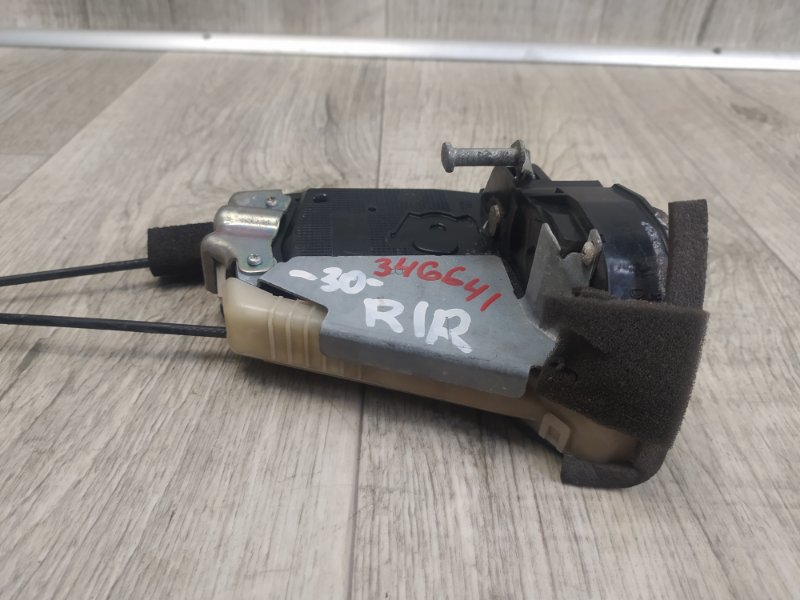 Замок двери задний правый PRIUS - 30 09-17 Замок двери задний правый PRIUS - 30 09-17