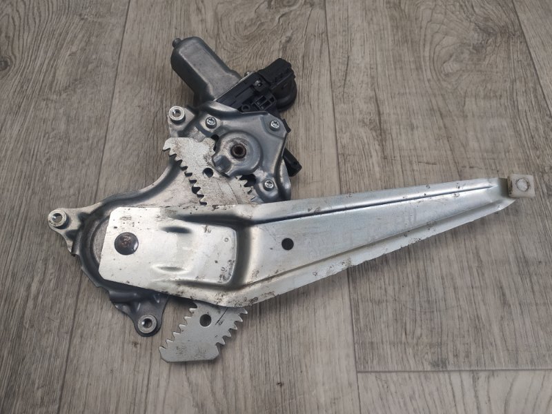 Стеклоподъемник задний левый RAV4 13-19 Внедорожник