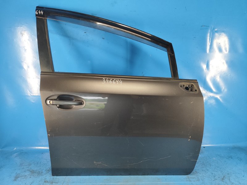Запчасть дверь передняя правая TOYOTA PRIUS PLUS 11-14 67001-47091 Б/У Дверь передняя правая TOYOTA PRIUS PLUS 11-14 67001-47091 Б/У
