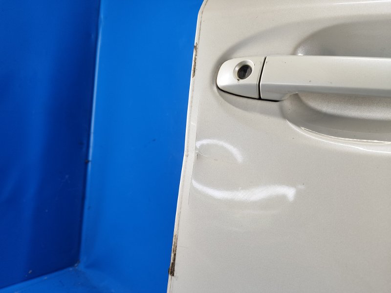 Дверь передняя правая PRIUS PLUS 11-14 Дверь передняя правая PRIUS PLUS 11-14