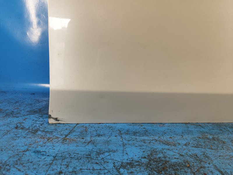 Дверь передняя правая PRIUS PLUS 11-14