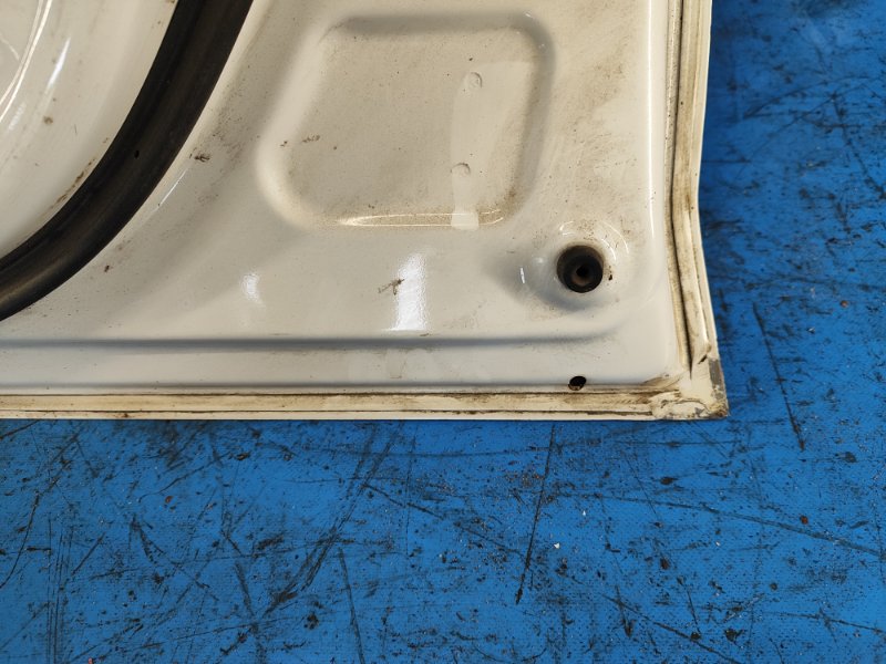 Дверь передняя правая PRIUS PLUS 11-14