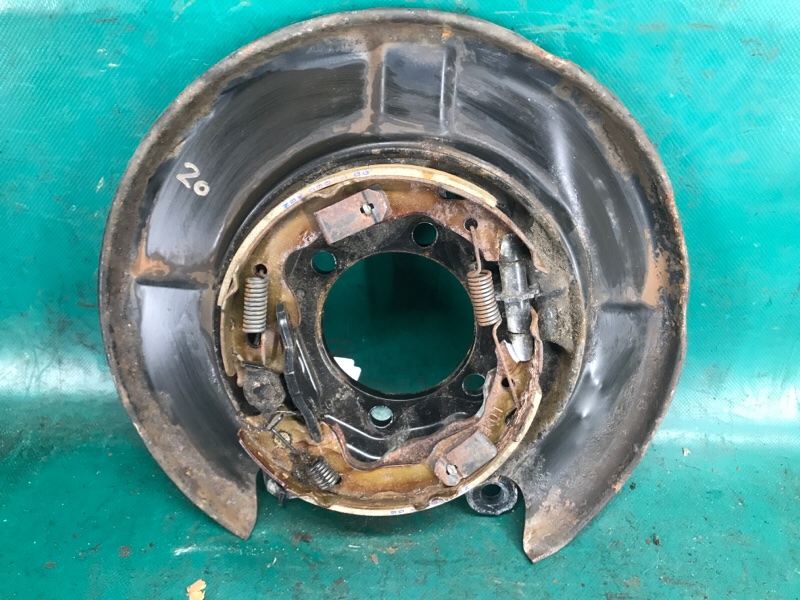 Тормозной механизм правый JUKE 10-19 2013 1.6 MR16DDT