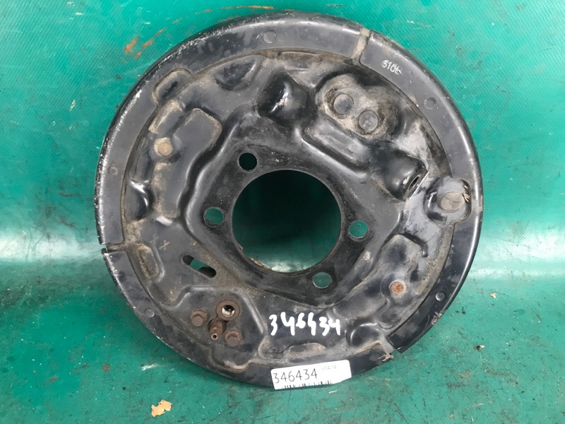 Запчасть тормозной механизм правый JEEP PATRIOT 10-17 2016 2.0 ECN 5191 298AA Б/У Тормозной механизм правый JEEP PATRIOT 10-17 2016 2.0 ECN 5191 298AA Б/У