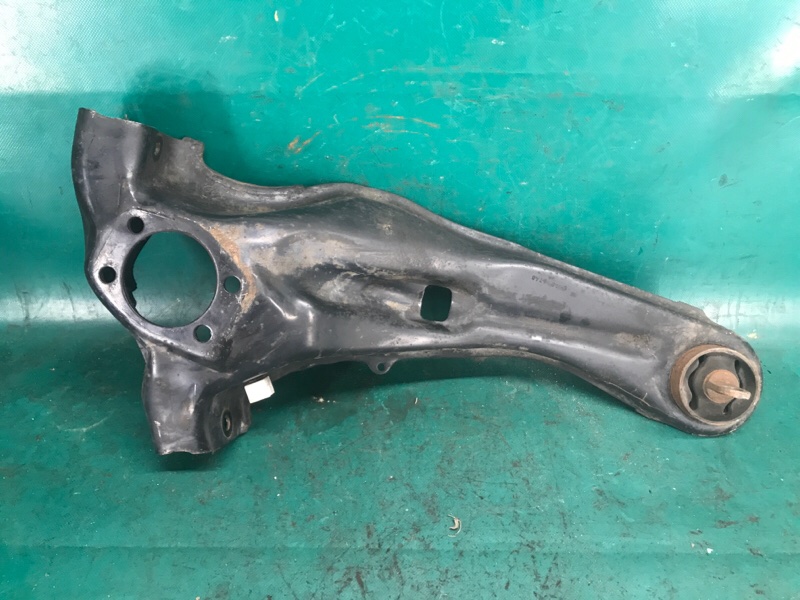 Запчасть рычаг задней подвески продольный левый JEEP PATRIOT 10-17 2016 2.0 ECN 5105 927AB Б/У Рычаг задней подвески продольный левый JEEP PATRIOT 10-17 2016 2.0 ECN 5105 927AB Б/У