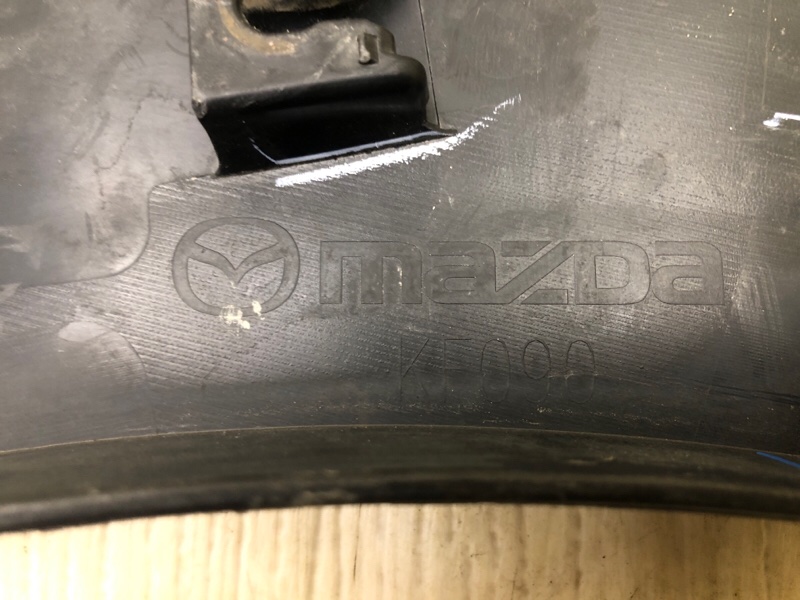 Накладка крыла (расширитель арки) передняя левая CX-30 19- Накладка крыла (расширитель арки) передняя левая CX-30 19-