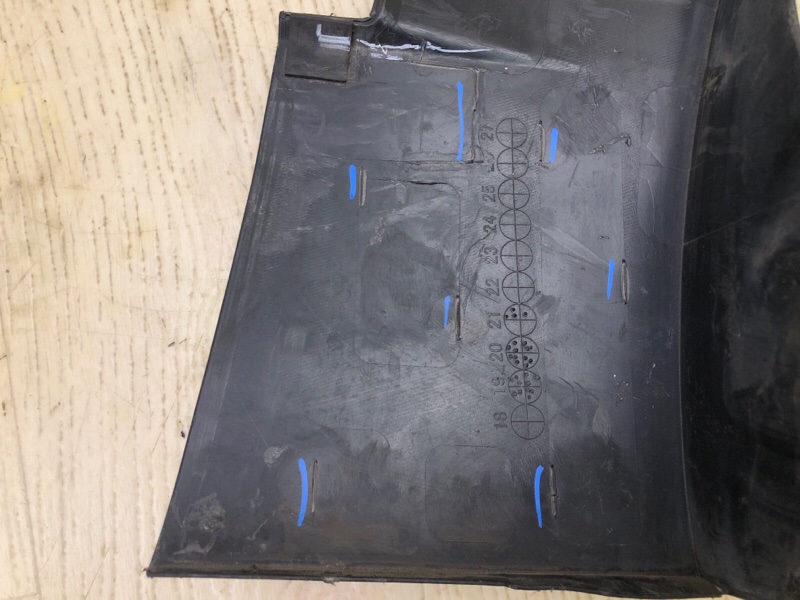 Накладка крыла (расширитель арки) передняя левая CX-30 19- Накладка крыла (расширитель арки) передняя левая CX-30 19-