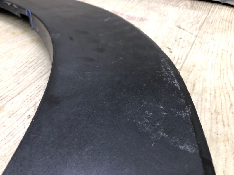 Накладка крыла (расширитель арки) передняя левая CX-30 19- Накладка крыла (расширитель арки) передняя левая CX-30 19-