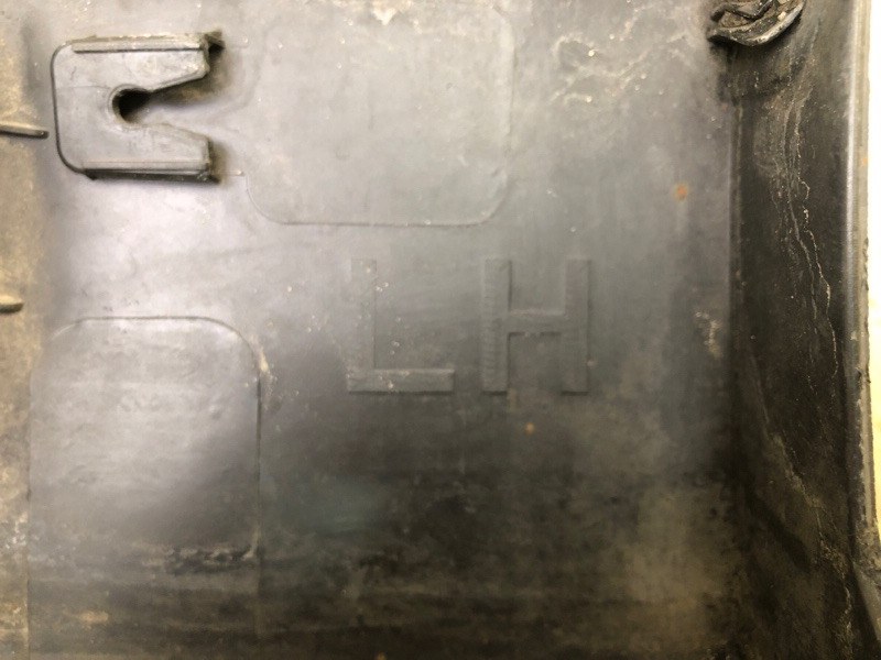 Накладка крыла (расширитель арки) передняя левая SANTA FE (DM) 12-18