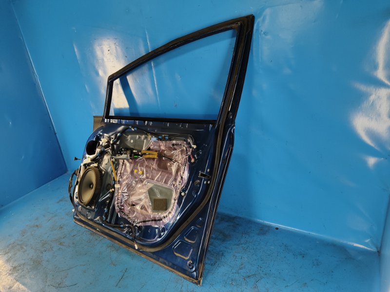 Дверь передняя правая PRIUS PLUS 11-14 Дверь передняя правая PRIUS PLUS 11-14