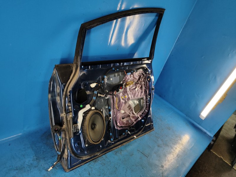 Дверь передняя правая PRIUS PLUS 11-14 Дверь передняя правая PRIUS PLUS 11-14