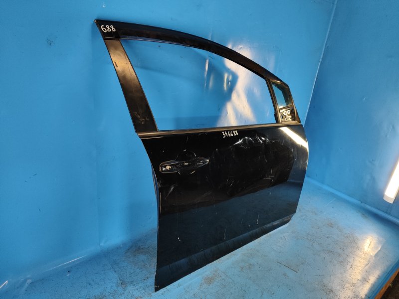 Дверь передняя правая TOYOTA PRIUS 16- Дверь передняя правая TOYOTA PRIUS 16-