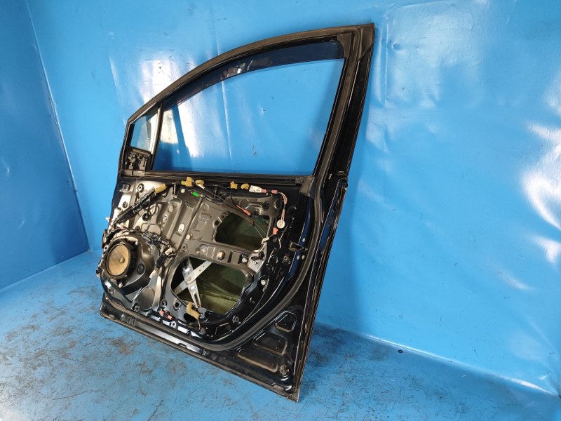 Дверь передняя правая PRIUS 16- Дверь передняя правая PRIUS 16-