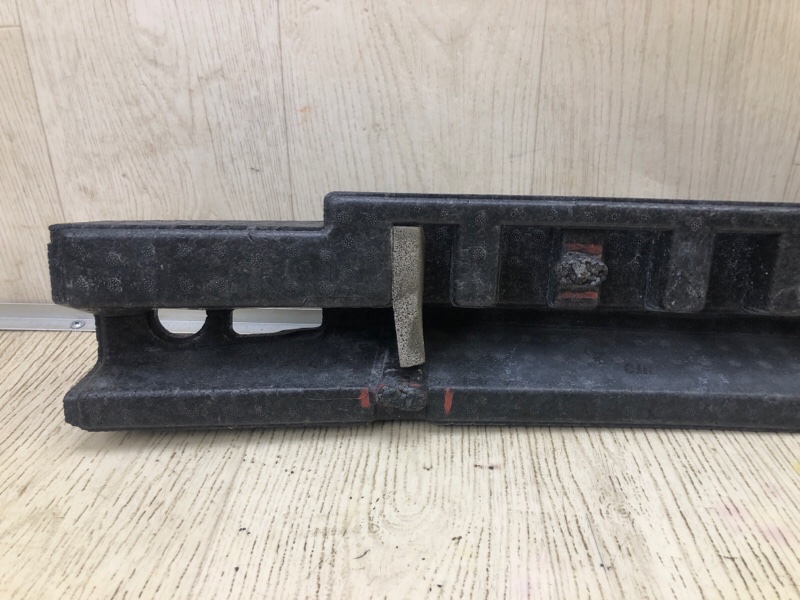 Наполнитель бампера передний LEGACY BN 14-18 2014 2.5 FB25B