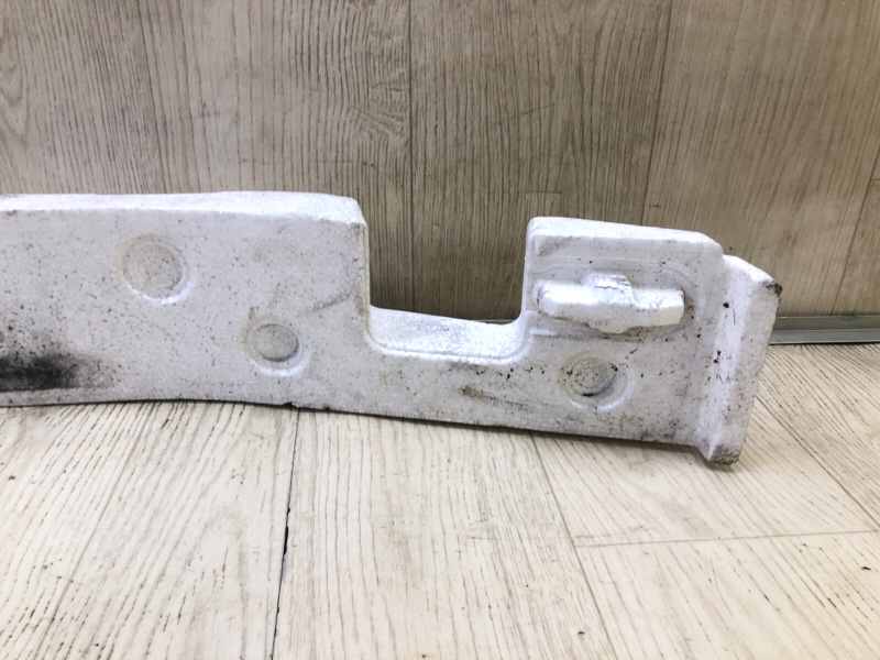 Наполнитель бампера передний CT200 11-17 2013 1.8 2ZRFXE