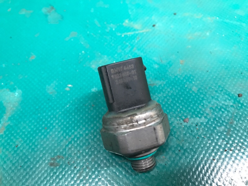 Датчик давления кондиционера I3 (I01) 13–22 2017 W20K06A Датчик давления кондиционера I3 (I01) 13–22 2017 W20K06A