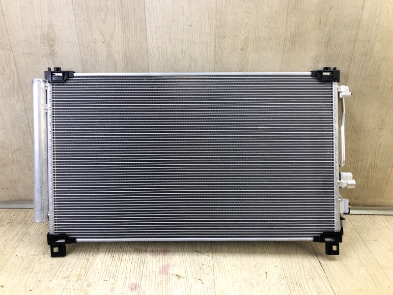 Запчасть радиатор кондиционера HYUNDAI SONATA LF 2014- 97606-C2000 новая Радиатор кондиционера HYUNDAI SONATA LF 2014- 97606-C2000 новая