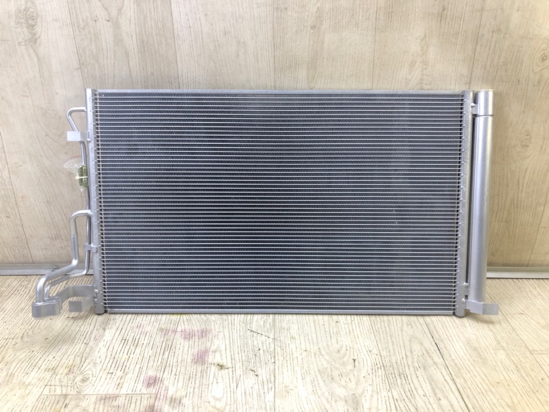 Радиатор кондиционера HYUNDAI SONATA LF 2014- 97606-C2000 новая